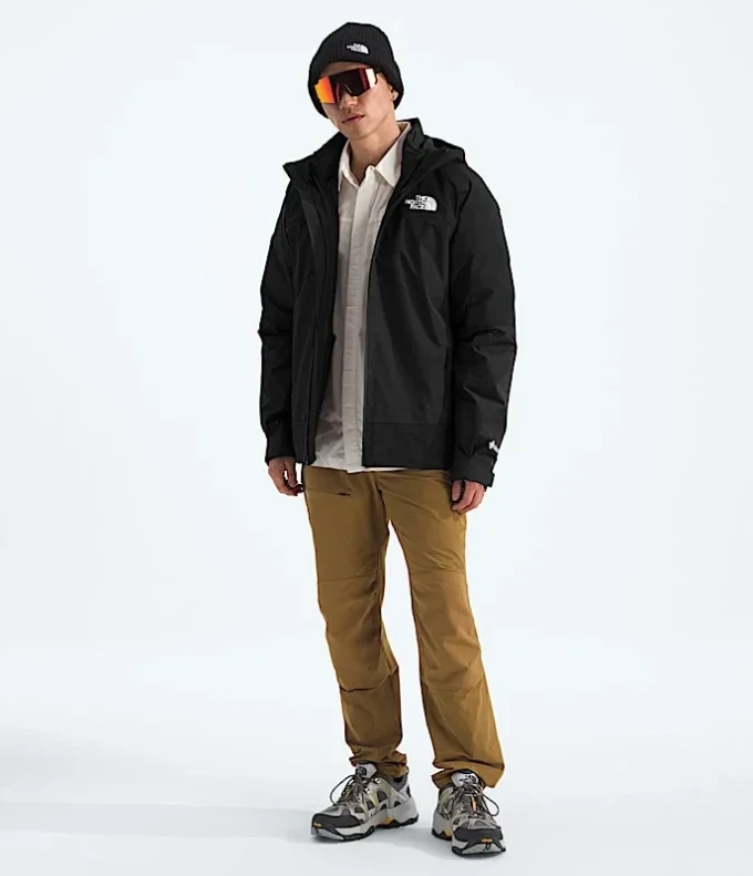 Men’s Mountain Light Triclimate™ GORE-TEX® Jacket Men’s Mountain Light Triclimate™ GORE-TEX® Jacket