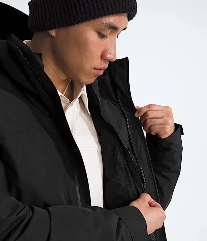 Men’s Mountain Light Triclimate™ GORE-TEX® Jacket Men’s Mountain Light Triclimate™ GORE-TEX® Jacket