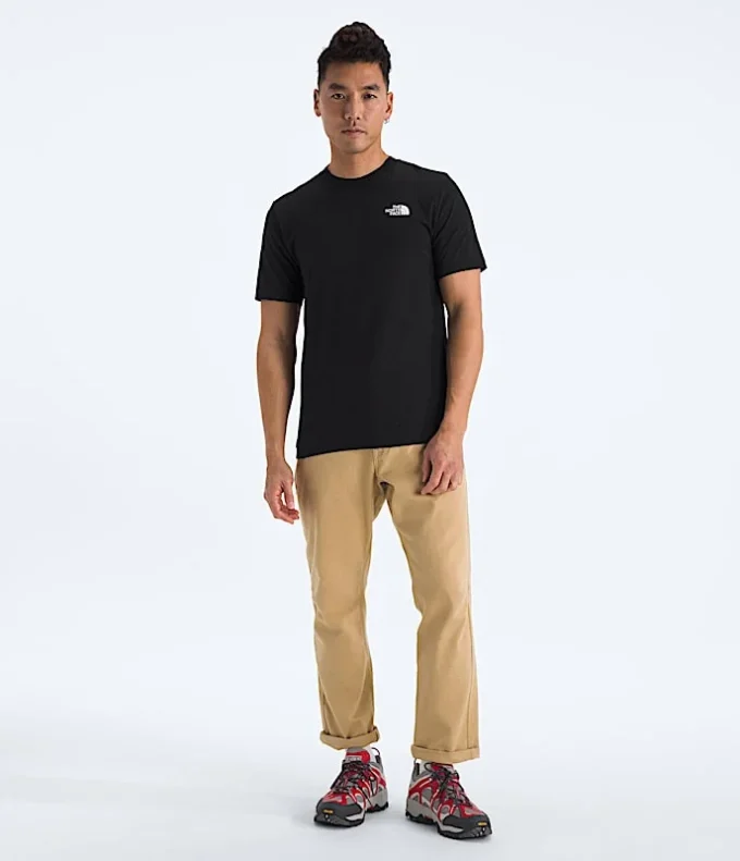 Men’s Short-Sleeve Core TNF™ Flower Box NSE Tee Men’s Short-Sleeve Core TNF™ Flower Box NSE Tee
