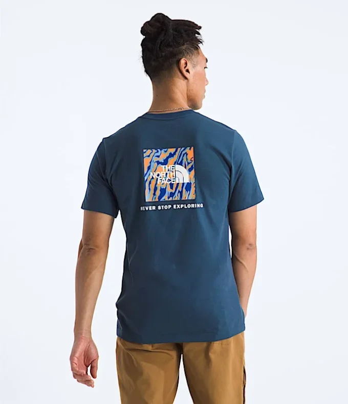Men’s Short-Sleeve Core Wavy Lines Box NSE Tee Men’s Short-Sleeve Core Wavy Lines Box NSE Tee