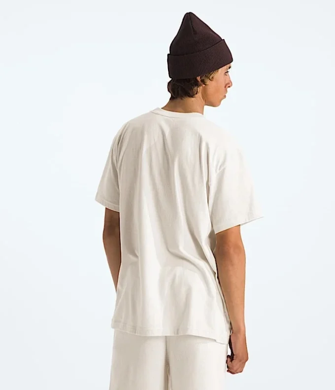Men’s Short-Sleeve Evolution Box Fit Tee Men’s Short-Sleeve Evolution Box Fit Tee