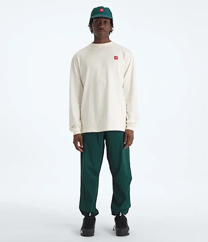 Men’s TNF™ Red Box Long-Sleeve Tee