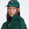 Men’s TNF™ Red Box Packable Hooded Wind Jacket