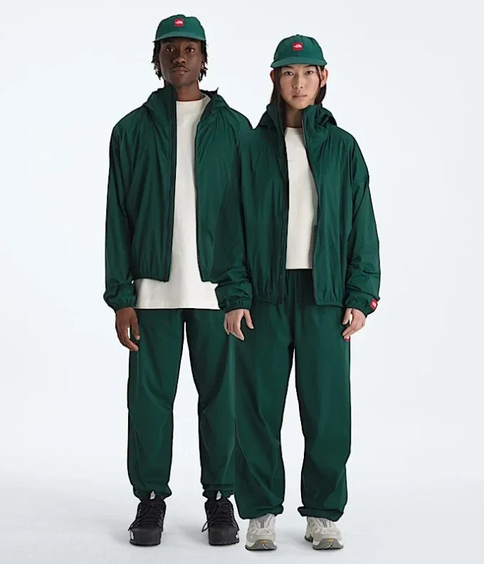 Men’s TNF™ Red Box Packable Wind Pants