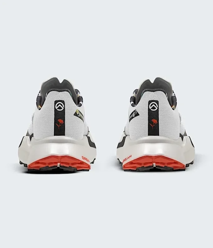 Summit Series VECTIV™ Pro 3 Race Edition Shoes Summit Series VECTIV™ Pro 3 Race Edition Shoes