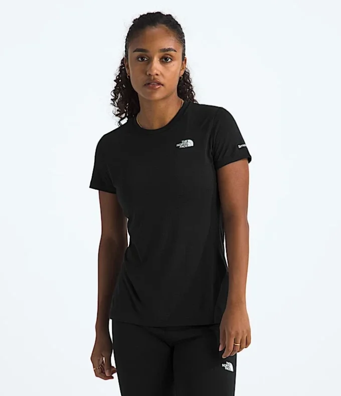 TNF X Smartwool Women’s Merino Blend 150 Short-Sleeve Crew TNF X Smartwool Women’s Merino Blend 150 Short-Sleeve Crew