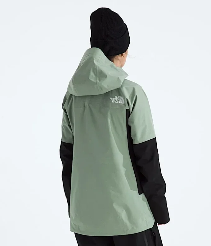 Women’s Summit Series Eastwall GORE-TEX® Jacket Women’s Summit Series Eastwall GORE-TEX® Jacket